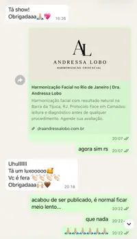 Conversa de WhatsApp em que Andressa comemora a publicação do site feito por Luan